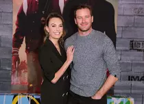 Actoul Armie Hammer divorțează după 10 ani de căsnicie