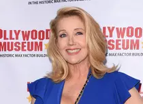 Melody Thomas Scott („Tânăr și neliniștit”) face confesiuni dureroase în noua ei carte