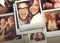 Netflix lansează astăzi serialul „Aleea cu licurici”, o poveste emoționantă despre o prietenie de-o viață