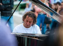 „Pianul Călător: Encore” - pianistul Horia Mihail pornește pentru a 11-a oară în turneu prin țară