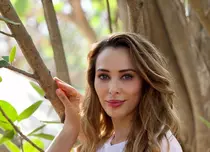 Iulia Vântur s-a întors în România. Imagini emoționante de la casa părintească