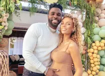 Jason Derulo și iubita sa, Jena Frumes, au devenit părinți. Ce nume au ales pentru primul copil