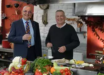 Raed Arafat vine la Poezie și delicatețuri, noua emisiune semnată Mircea Dinescu, la Prima TV