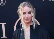 Jennifer Lawrence a ales Parisul pentru prima apariție oficială după doi ani de pauză. La ce eveniment a participat