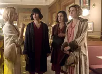 Iubiri din alte vremuri: 5 seriale spaniole romantice de la Netflix