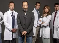 Kanal D aduce „Pe mâini bune” (Hekimoğlu). Totul despre varianta turcească a lui Dr. House: Program, distribuție și povestea personajelor