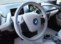 Apelează la serviciul de închirieri auto și bucură-te de libertate în mișcare!