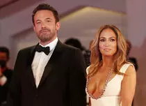 Jennifer Lopez, cu copiii acasă la Ben Affleck. Se aud clopotele de nuntă?