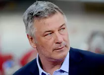 Alec Baldwin va fi anchetat în calitate de producător, după tragedia de pe platoul de filmare