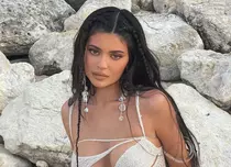 Kylie Jenner, ședință foto în bikini pentru brandul lui Kim Kardashian. Detaliul care i-a impresionat pe fani