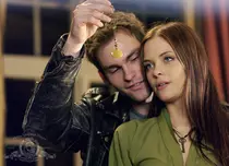 Filme la TV azi, 5 noiembrie: „Călugător antiglonț”, „Vă declar soț și... soție”, „Legionarul”