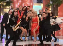 Kanal D are două programe speciale de Revelion. Șapte ore pline cu umor, muzică și surprize uriașe