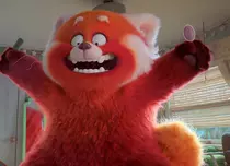 Disney a luat decizia ca noua animație Pixar „Roșu aprins”/ „Turning Red”să nu mai fie distribuită în sălile de cinema