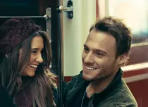 Serialul turcesc „Inima orașului” începe azi la Timeless Dizi Channel