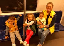 Mirela Vaida a trecut prin clipe dificile. Fiul său, Vladimir, a fost operat la ambii ochi: „În ultima perioadă nu am fost om!”