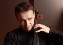 Violoncelistul Răzvan Suma cântă Saint-Saëns la Sala Radio