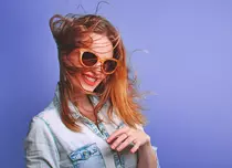 Ochelari de Soare Calvin Klein: Creează o Adevărată Declarație de Stil