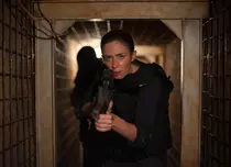 Filme la TV azi, 3 mai: „Sicario: Asasinul”, „Îndrăgostiți”, „Sin City”,  „Robin Hood, prințul hoților”
