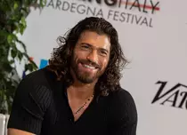 Topul celor mai bogați actori din Turcia. Sunt plătiți regește pentru un singur episod