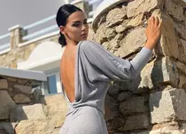Lavinia Pîrva, apariție incendiară pe plajă. Cum arată soția lui Ștefan Bănică în costum de baie
