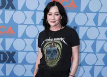 Shannen Doherty nu abandonează lupta, deși cancerul a metastazat și la oase. Are agenda mai plină ca oricând: „Nu mi-e frică de moarte”