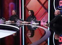 Chefi la cuțite 2022. Cei trei jurați au parte de o surpriză de proporții. Cine vine să îi jurizeze