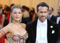 Bebe numărul 4! Blake Lively și Ryan Reynolds vor fi din nou părinți