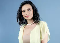 Mara Ciubotaru,  noua arhitectă de la „Visuri la cheie”: „Dacă pe șantier intrăm cu bocancii, în viața familiilor intrăm desculți”. EXCLUSIV