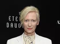 Actrița Tilda Swinton va primi un premiul special la Berlinale. Când are loc evenimentul