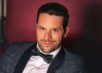 Cu ce se ocupă Adrian Nartea la doi ani de la încheierea serialului „Vlad”. Și-a descoperit o nouă pasiune cu ajutorul Monicăi Davidescu