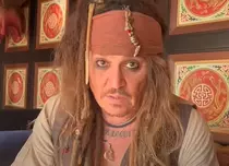 Johnny Depp ar putea reveni în noua serie „Pirații din Caraibe”. Ce știm până în acest moment despre posibila sa redistribuire