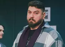 Cine este Cosmin Nedelcu - Micutzu de la „The Ticket”. Are o carieră solidă în lumea comediei și a apărut pe marile ecrane
