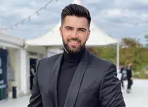 Cine este noua iubită a lui Alex Leonte, fostul partener al lui Theo Rose. „Nu mă ascund”