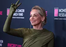 Sharon Stone sfidează trecerea timpului. Ce ținută provocatoare a ales pentru Festivalul de Film de la Torino