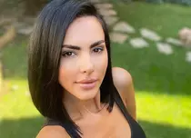 Lavinia Pîrva, parada modei în vacanța din Italia. Artista s-a fotografiat în diferite costume de baie. Reacția fanilor
