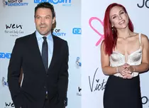 Brian Austin Green și Sharna Burgess au dezvăluit că s-au logodit în secret. Modul inedit în care au făcut anunțul