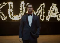 Când revine Çağatay Ulusoy la Netflix cu sezonul 3 din „Tânărul croitor”. Ce face actorul în prezent