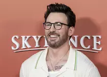 Chris Evans, schimbare de look radicală. Transformarea i-a uimit pe fani. Cum arată acum actorul