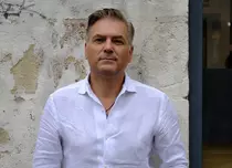 Mircea Radu revine cu un nou sezon al emisiunii „Noi, Românii”. Când are loc premiera