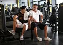 „Bravo, tată!”, serial nou la Antena 1. Când e premiera serialului românesc cu Liviu Vârciu și Răzvan Fodor în rolurile principale