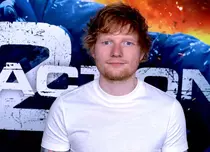Ed Sheeran explică de ce are propriul mormânt în curtea casei sale. „Oamenii cred că este foarte morbid”