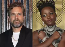 Joshua Jackson și Lupita Nyong'o formează un nou cuplu. În ce ipostaze tandre au fost surprinși