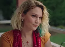 Farah Zeynep Abdullah, protagonista din „Vinovați de iubire”, și-a câștigat primii bani la 11 ani. Cu ce s-a ocupat înainte să fie actriță