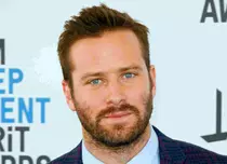 Armie Hammer, lipsuri financiare tot mai mari. Ce sacrificiu a făcut din cauza lipsei banilor. „Nu-mi mai pot permite”
