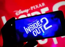 „Întors pe dos 2” a devenit filmul cu cele mai mari încasări din istoria Pixar. Povestea care i-a cucerit pe internauți. Trailer, distribuție