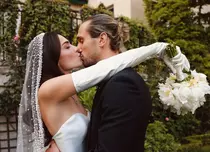 Melisa Aslı Pamuk a publicat primele poze de la nuntă. Ce rochie de mireasă a purtat actrița din „Pe mâini bune 2” de pe Netflix