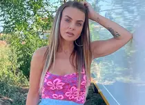 Cătălina Grama a revenit la culoarea care a consacrat-o și la personajul din „Clanul”. Actrița filmează pentru „Tătuțu”. Imagini din culise