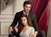 Primele imagini din serialul „Bir Gece Masali”cu Burak Deniz și Su Burcu Yazgı Coşkun în rolurile principale. Poveste, distribuție, trailer