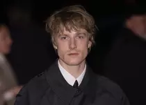 Louis Hofmann, vedeta serialului Întuneric revine la Netflix cu un nou film. Ce știm despre viitoarea producție