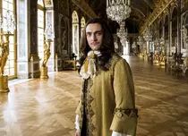 Serialul „Versailles” va fi difuzat de Kanal D. Cine îi dă viață controversatului Ludovic al XIV-lea. Poveste, trailer, dată de lansare